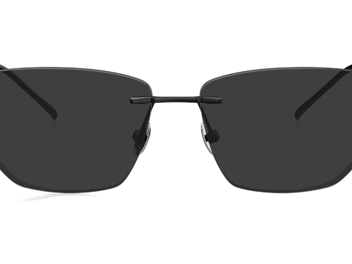 Sunčane naočale Bolon BV1029 59 C10: Boja: Black, Veličina: 59-15-148, Spol: ženske, Materijal: titanij