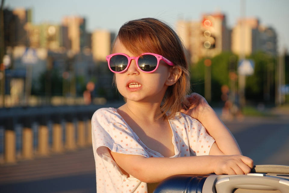 Sunčane naočale branda Polaroid za naše najmlađe